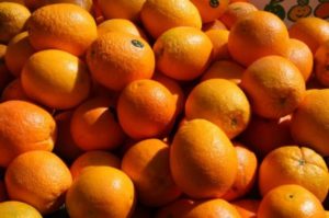 La Finlande rejette 104 000 kilos d’oranges israéliennes avec un pesticide interdit