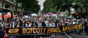 La France attribue 10 millions de dollars au groupe palestinien pro-BDS