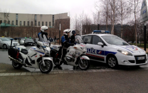 France : Recours collectif contre l’Etat alléguant une qualification raciale par la police
