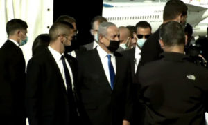 🔴 Diffusion en direct : Netanyahu et Gantz lors d’une cérémonie conjointe, pour la première fois depuis le vote