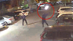 A Lod, les émeutes des arabes israéliens continuent : Une famille juive a survécu à une attaque terroriste cette nuit !