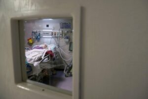 Nouveau résumé du ministère de la Santé : près de 400 000 personnes sont malades dans le pays