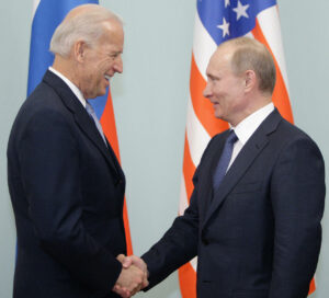 La Russie a décidé d’imposer des sanctions à Biden. Zalansky admet : “Nous ne serons pas dans l’OTAN”