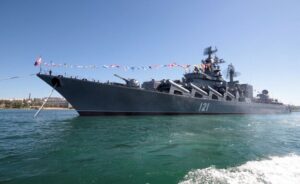 Après avoir été touché au large des côtes ukrainiennes : le vaisseau amiral “Moscou” de la marine russe a coulé en mer Noire
