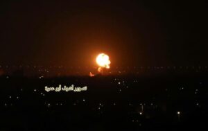 Trois roquettes depuis la bande de Gaza : Riposte de Tsahal avec plusieurs tonnes d’expolosifs sur un tunnel du Hamas
