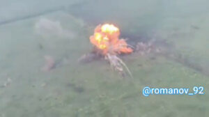 La Russie a envoyé un “char suicide” qui a explosé en route vers les positions ukrainiennes