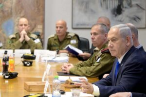 “Netanyahu a pris seul les décisions sur les négociations au Caire, sans prendre en compte le Mossad et Shin Bet”