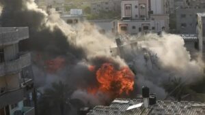 Violente explosion à la barrière frontalière de la bande de Gaza en guise de vengeance pour le mal causé aux femmes