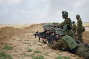Un officier blindé, deux combattants et un conducteur de char de réserve tués à Gaza