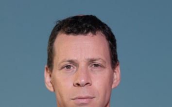 Audiences TV : Amit Segal distance Ayala Hasson, la domination de la chaîne 12 se confirme