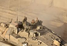 Scandale à la justice militaire : la procureure déchue accusée d’avoir “sacrifié des soldats religieux”