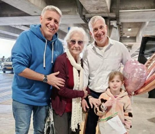 À 100 ans, Sarah Unterberg fait son aliyah : “Après le 7 octobre, j’ai compris que ma place était en Israël”