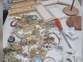 Version  » Louvre Israélienne » :  Le « cambrioleur de galerie » arrêté à Safed après une série de vols dans la vieille ville