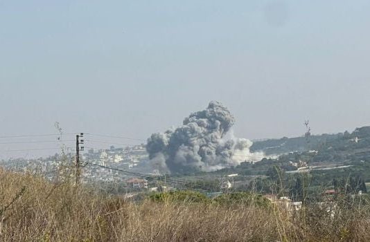 🔴Frappe israélienne à Tyr : Tsahal frappe au cœur du Sud-Liban, message direct au Hezbollah