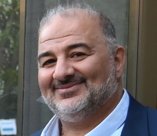 Mansour Abbas : « Je ne soutiens pas publiquement la destruction du Hamas par crainte pour ma sécurité »