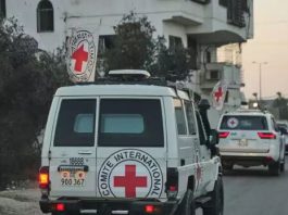 Le Croissant-Rouge en route pour récupérer le corps d’un otage tombé au combat dans le sud de Gaza : Israël retient son souffle