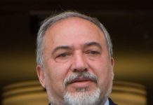 Liberman accuse Netanyahou d’avoir promis la libération de terroristes à Rafah : le bureau du Premier ministre dément