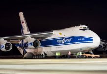 Iran : un avion cargo militaire russe atterrit à Téhéran — un nouveau signal d’alliance stratégique