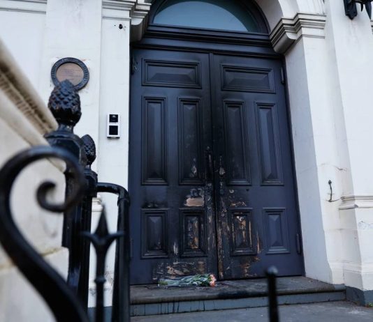 Australie : l’incendiaire de la synagogue de Melbourne déclaré « malade mental », inquiétudes dans la communauté juive