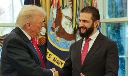 Le président syrien Ahmad al-Shar’a provoque Israël : « Qu’ils continuent ainsi, ils finiront à Munich »