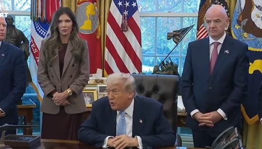 Après Gaza et l’Ukraine, le Moyen-Orient retient son souffle : Trump et Ben Salmane célèbrent, Israël obtient malgré tout une garantie stratégique cruciale