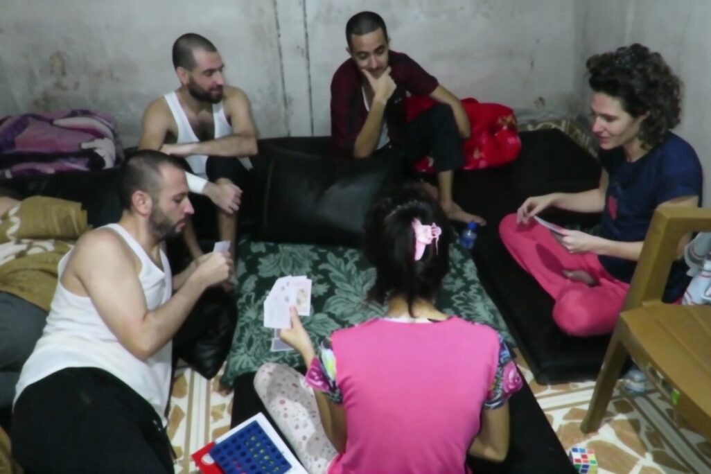 Les images des six otages assassinés dans un tunnel : « un témoignage vivant du mal et d’un échec tragique » - Infos-Israel.News