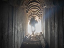 Wall Street Journal : Tsahal inonde les tunnels, des centaines de terroristes acculés