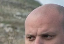 Eli Feldstein : « Le bureau possède des éléments compromettants sur Gallant. »