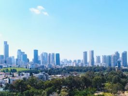 Israël dépasse les 10 millions d’habitants : la population augmente malgré une migration négative