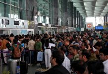 IndiGo en crise : plus de 500 vols annulés par jour, des milliers de passagers bloqués et un chaos inédit dans les aéroports indiens