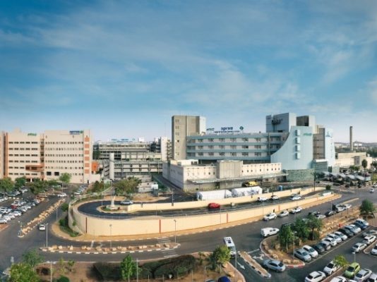 Soroka dément : “Abo-Shabab n’a pas été évacué chez nous et n’est pas mort ici” — confusion et tensions autour de la mort du chef de milice de Gaza