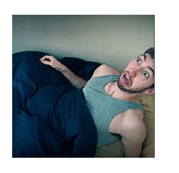 Vous vous réveillez la nuit en suffoquant ? Ce symptôme ignoré pourrait signaler un danger de mort