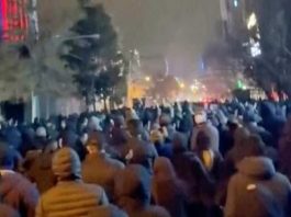 🔴 Trump aux manifestants iraniens : « Patriotes iraniens, continuez ! L’aide est en route » – visages et témoignages des victimes de la répression