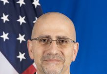 « Tuer Khamenei cette semaine » : l’avertissement explosif de l’ex-ambassadeur américain qui secoue Washington et Jérusalem