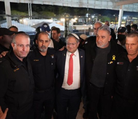 Hiloula du Baba Sali z’’l : des foules immenses se recueillent sur sa tombe sacrée à Netivot