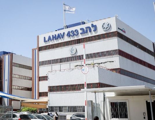 Affaire Braverman : le chef de cabinet de Netanyahou interrogé pour soupçon d’entrave à une enquête sensible