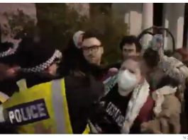 Londres : une manifestation pro-palestinienne cible le restaurant d’Eyal Shani, la communauté juive dénonce une intimidation répétée