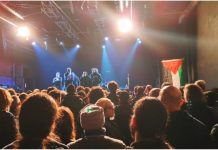 Refus de la scène à Bologne : le groupe Earth quitte la salle face au drapeau palestinien