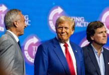 Tucker Carlson accuse l’administration Trump de « travailler pour Israël » après une interview de l’ambassadeur Mike Huckabee