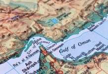 L’Iran annonce la fermeture du détroit d’Ormuz ; El Al promet de rapatrier en priorité les Israéliens bloqués