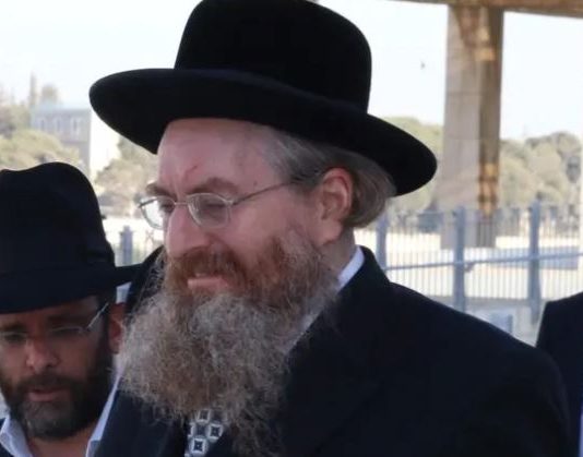 L’Admour de Karlin sur Bnei Brak : « Quel permis avons-nous de causer de la souffrance à la multitude ? »