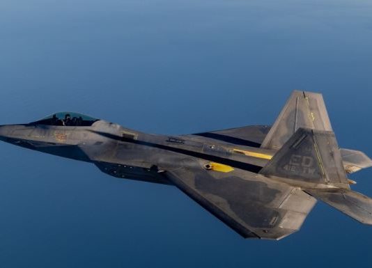 Le F-22 américain déployé en Israël : un tournant stratégique aux implications historiques