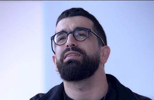 Hanan Ben Ari ouvre son cœur sur son divorce : « Choisir entre l’enfer et l’enfer »