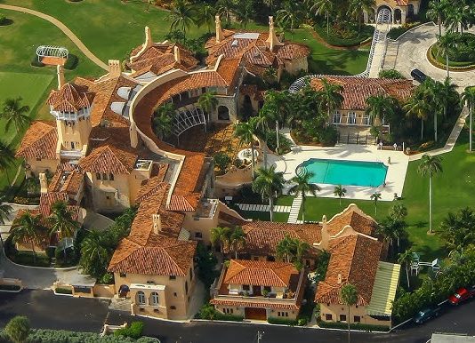 Un député iranien évoque la possibilité de frappes visant des sites aux États-Unis, dont Mar-a-Lago