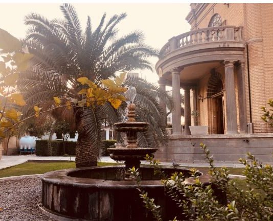 La France occupe depuis un demi-siècle, sans payer, la villa d’une famille juive à Bagdad — et renvoie les propriétaires « en Irak »