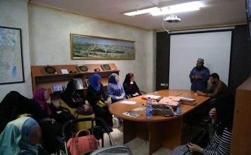 Reportage : des Juifs convertis à l’islam apparaissent dans des locaux liés à une organisation controversée à Jérusalem