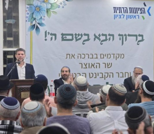 Smotrich : « Je recommanderai à ma fille de ne pas s’engager » | Un député de Yesh Atid : « N’écoutez pas les rabbins »