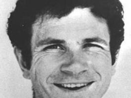 L’Ouganda annonce l’installation d’une statue de Yoni Netanyahou à l’aéroport d’Entebbe