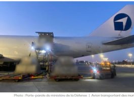 L’armurerie de la victoire : le pont aérien et maritime massif pour soutenir l’opération « Rugissement du Lion »