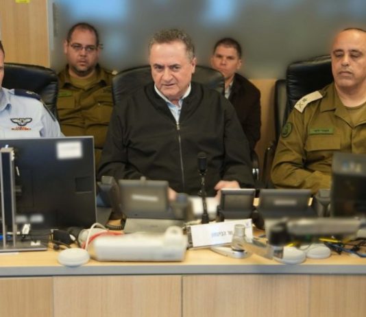 Israël Katz depuis le « Bunker » de l’Armée de l’Air : « Naim Qassem finira comme Khamenei, au fond de l’enfer »